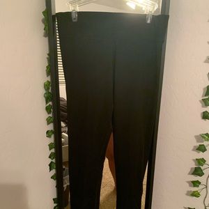 PINK ultimate leggings !!